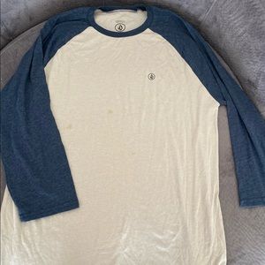 Mens 3/4 sleeve Volcom shirt